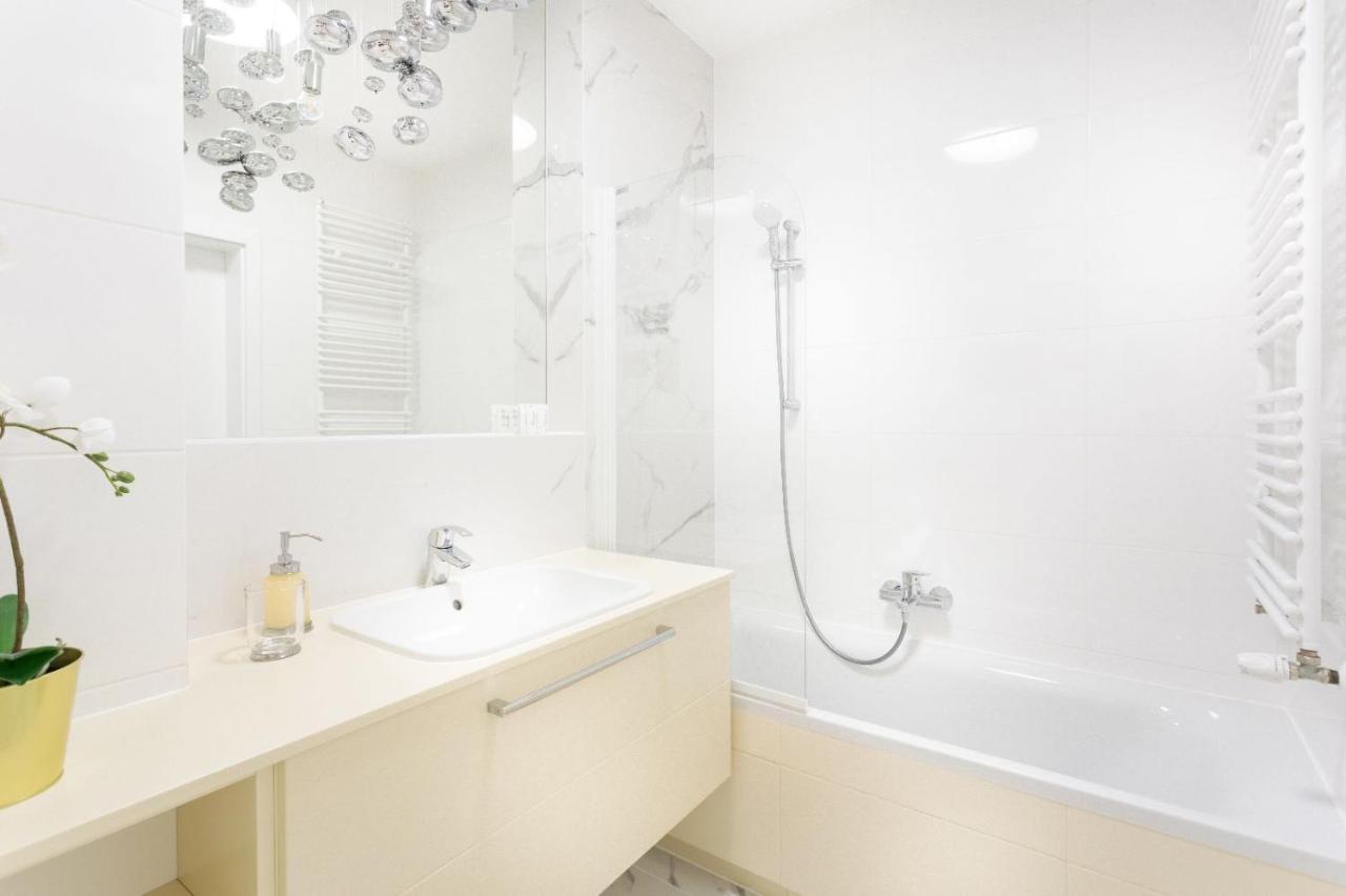 Apartamenty Gasiorowskich 4 Poznan Luaran gambar
